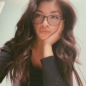 Meet your Posher, Maxine